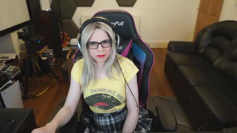 Snapshot of kelseycobalt chatting on February 2025 09:25:01 PM kelseycobalt online show from February 2025 09:25:01 PM