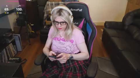 Snapshot of kelseycobalt chatting on October 2025 08:51:02 PM kelseycobalt online show from October 2025 08:51:02 PM