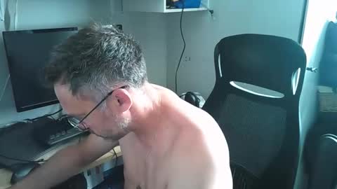 kelvin06133 online show from May 2026 07:16:02 AM