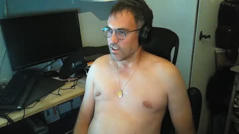 Snapshot of kelvin06133 chatting on June 2026 10:35:01 PM kelvin06133 online show from June 2026 10:35:01 PM