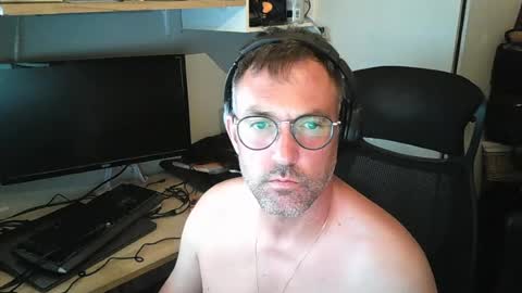 Snapshot of kelvin06133 chatting on July 2026 09:22:01 PM kelvin06133 online show from July 2026 09:22:01 PM