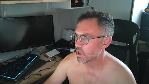 Snapshot of kelvin06133 chatting on July 2026 12:35:01 PM kelvin06133 online show from July 2026 12:35:01 PM
