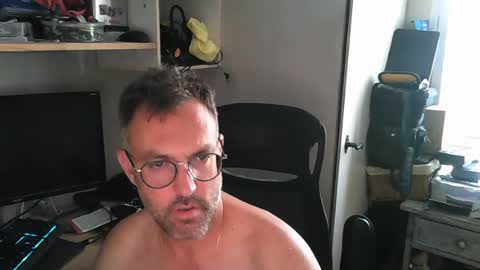 Snapshot of kelvin06133 chatting on July 2026 03:03:01 PM kelvin06133 online show from July 2026 03:03:01 PM