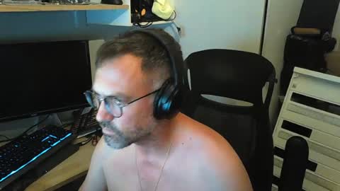 Snapshot of kelvin06133 chatting on July 2026 10:01:01 PM kelvin06133 online show from July 2026 10:01:01 PM