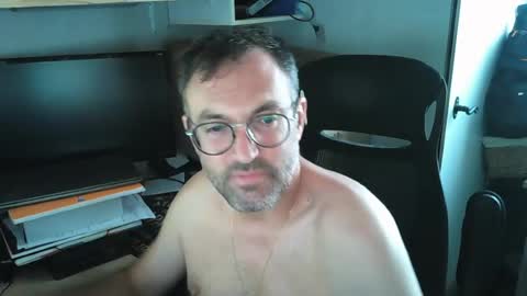 Snapshot of kelvin06133 chatting on July 2026 12:26:02 PM kelvin06133 online show from July 2026 12:26:02 PM