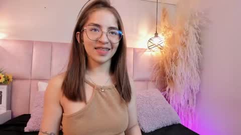 Snapshot of kely_morgan chatting on June 2026 03:11:01 AM Kely online show from June 2026 03:11:01 AM
