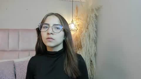 Snapshot of kely_morgan chatting on June 2026 03:11:02 AM Kely online show from June 2026 03:11:02 AM