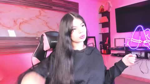 Snapshot of ken_and_bonnie chatting on January 2026 03:34:02 AM ken_and_bonnie online show from January 2026 03:34:02 AM