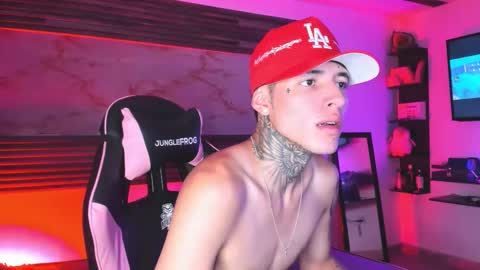 Snapshot of ken_and_bonnie chatting on March 2026 12:29:01 PM ken_and_bonnie online show from March 2026 12:29:01 PM