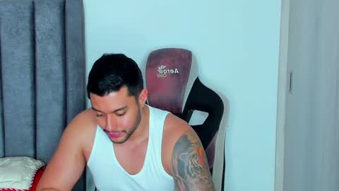 ken_mailik online show from February 2025 11:28:02 PM