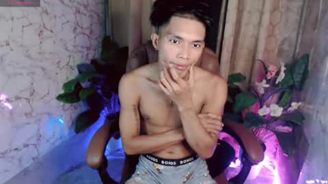 Snapshot of ken_minjun chatting on May 2026 01:08:01 PM ken_minjun online show from May 2026 01:08:01 PM
