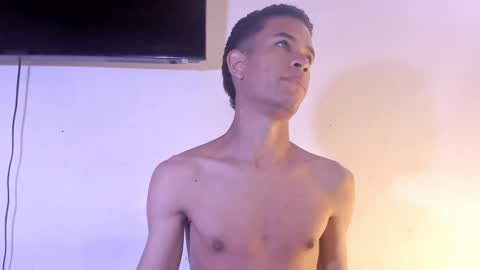 Julian Rivera   online show from February 2025 11:57:02 AM