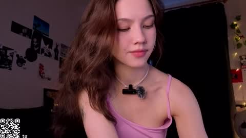 Kendal online show from March 2026 02:02:01 AM