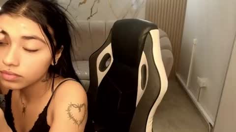 kendall18_b_ online show from July 2026 03:02:01 AM