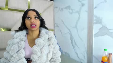 kendall69__ online show from November 2025 12:59:02 PM