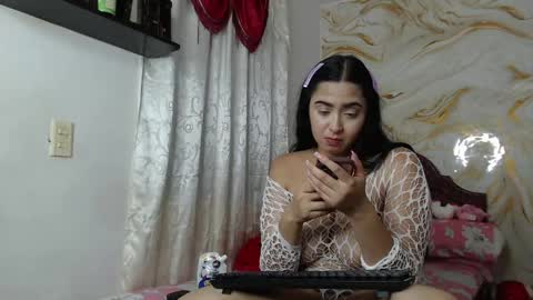 kendall  online show from April 2026 06:09:02 AM