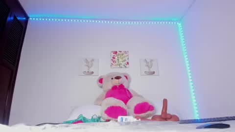 Snapshot of kendalljoy chatting on December 2024 04:34:02 AM Kendall joy online show from December 2024 04:34:02 AM