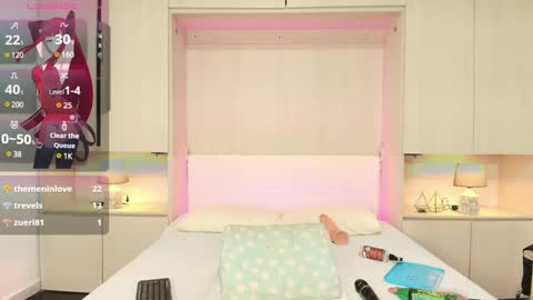 Snapshot of kendallrosse1 chatting on February 2025 07:48:02 AM Kendal online show from February 2025 07:48:02 AM