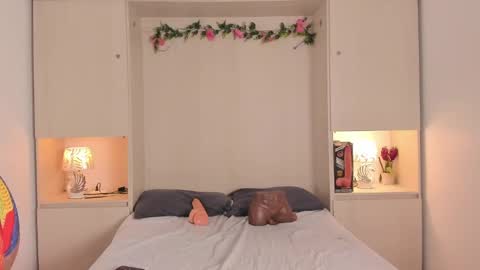 Snapshot of kendallrosse1 chatting on October 2025 12:15:02 PM Kendal online show from October 2025 12:15:02 PM