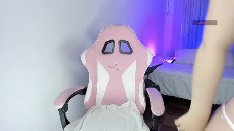 Kendall online show from March 2026 07:50:01 PM