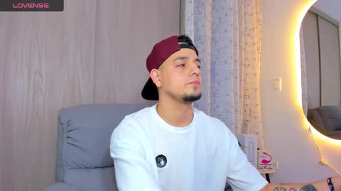 Snapshot of kendel_dimitri chatting on October 2025 05:14:01 AM kendel_dimitri online show from October 2025 05:14:01 AM