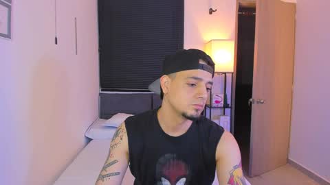 kendel_dimitri online show from April 2026 05:52:01 AM