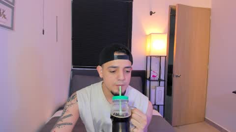 kendel_dimitri online show from April 2026 06:31:02 AM