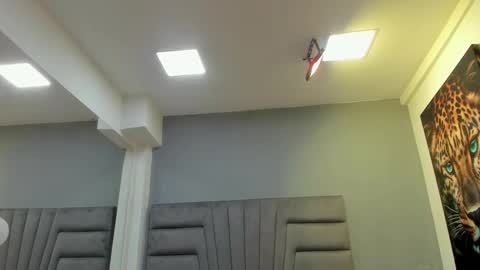 Kendra London online show from November 2025 11:10:01 AM