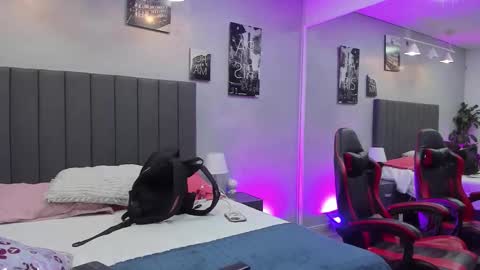 Kendra London online show from February 2026 11:27:01 AM