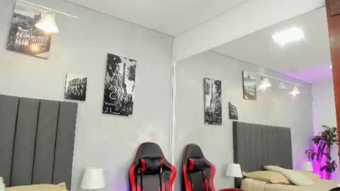Kendra London online show from June 2026 12:15:01 PM