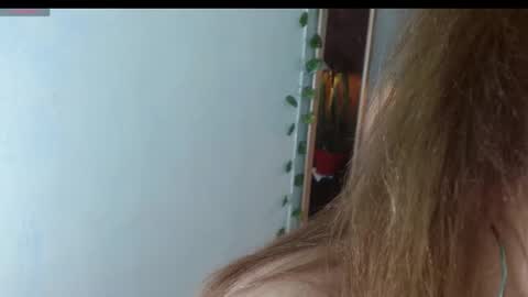 Snapshot of kendra_lust_69 chatting on September 2025 09:14:01 AM kendra_lust_69 online show from September 2025 09:14:01 AM