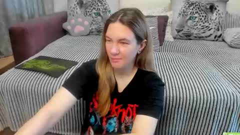 Kendra online show from April 2026 11:58:01 PM