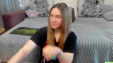 Kendra online show from May 2026 11:54:01 PM