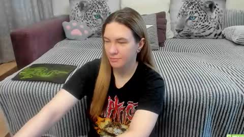 Kendra online show from May 2026 11:44:02 PM
