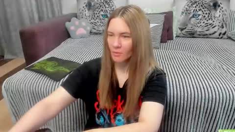 Kendra online show from May 2026 12:49:01 AM