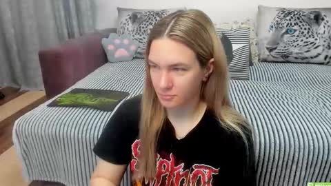 Kendra online show from May 2026 12:39:01 AM