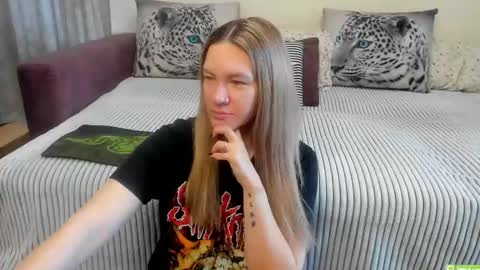 Kendra online show from June 2026 11:38:02 PM