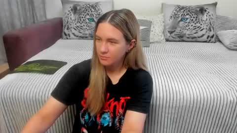 Kendra online show from July 2026 11:44:02 PM