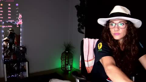 Snapshot of kendracam69 chatting on January 2025 02:19:01 AM Kendra online show from January 2025 02:19:01 AM