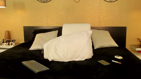 KENDRA online show from January 2025 01:09:02 AM