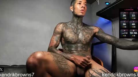 Snapshot of kendrik_brown chatting on December 2024 11:47:01 PM kendrick brown online show from December 2024 11:47:01 PM