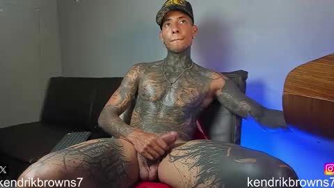 Snapshot of kendrik_brown chatting on December 2024 10:23:02 PM kendrick brown online show from December 2024 10:23:02 PM