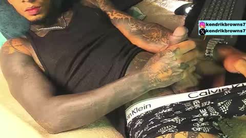 Snapshot of kendrik_brown chatting on September 2025 10:26:02 PM kendrick brown online show from September 2025 10:26:02 PM