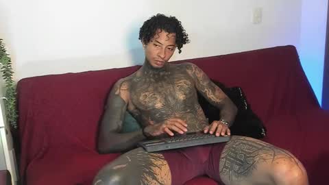 Snapshot of kendrik_brown chatting on November 2025 02:52:02 PM kendrick brown online show from November 2025 02:52:02 PM