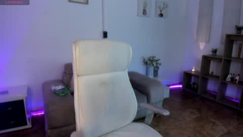 kendry_fox420_ online show from May 2026 06:26:02 PM