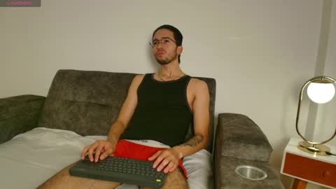 Kendy Lians online show from April 2026 12:06:02 PM