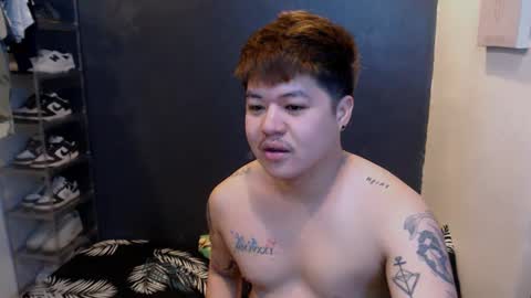 Snapshot of kenhotline911 chatting on December 2024 07:17:01 PM ken online show from December 2024 07:17:01 PM