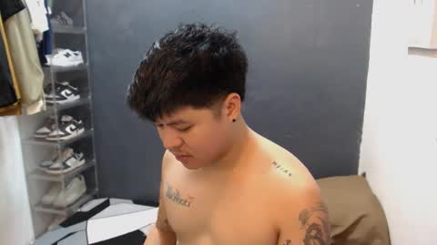 Snapshot of kenhotline911 chatting on December 2024 06:26:01 PM ken online show from December 2024 06:26:01 PM