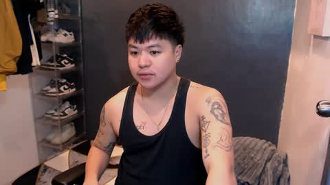 Snapshot of kenhotline911 chatting on January 2025 01:53:01 PM ken online show from January 2025 01:53:01 PM