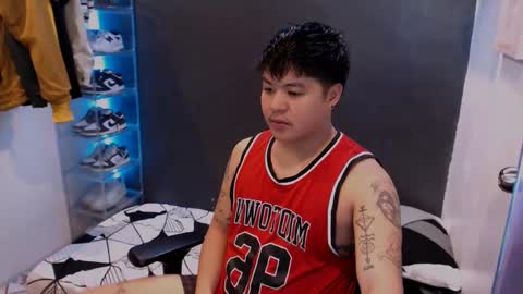 Snapshot of kenhotline911 chatting on January 2025 03:03:01 PM ken online show from January 2025 03:03:01 PM